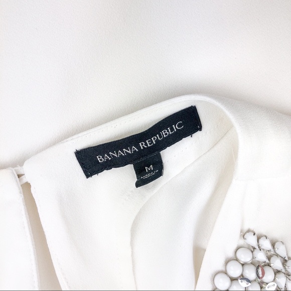 Banana Republic Short Sleeve Top Crepe Embellished - Picture 7 of 8
